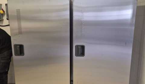 Installation de 14 fours de remise en température TRANS’THERM accompagnée d’un chariot 15GN 1/1 de marque BOURGEAT,