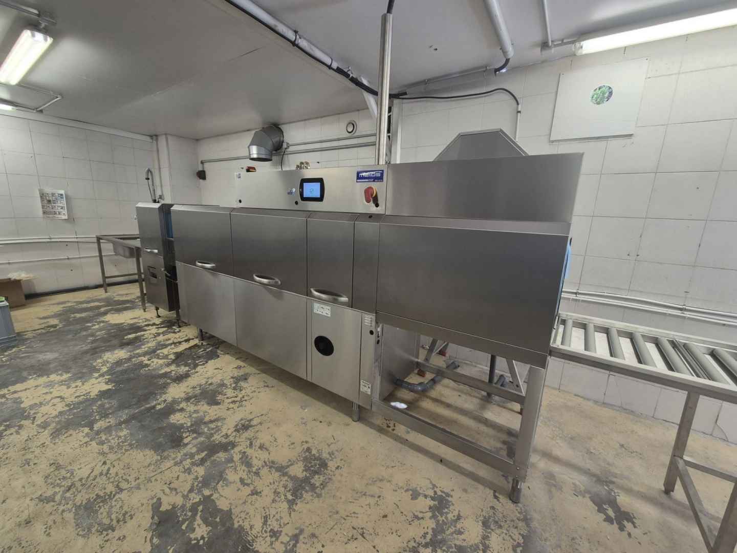 Lave vaisselle à avancement automatique WD-241E Touch avec module PRM